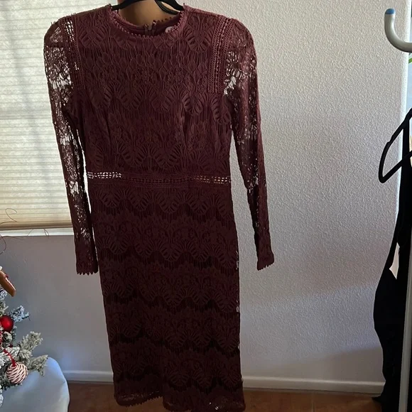 Love By Design | Dresses | Love X Design Burgundy Lace Sz M | Poshmark